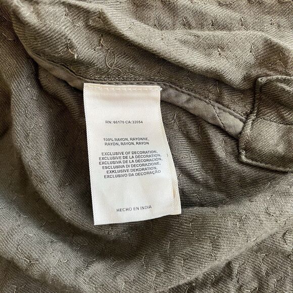 Maeve Anthropologie Blouse Size Med Sequined Olive Green Buttoned Shirt Chic - Picture 10 of 14